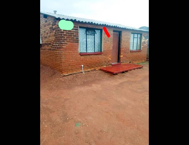 2 BEDROOM HOUSE FOR SALE IN SEBOKENG UNIT 7
